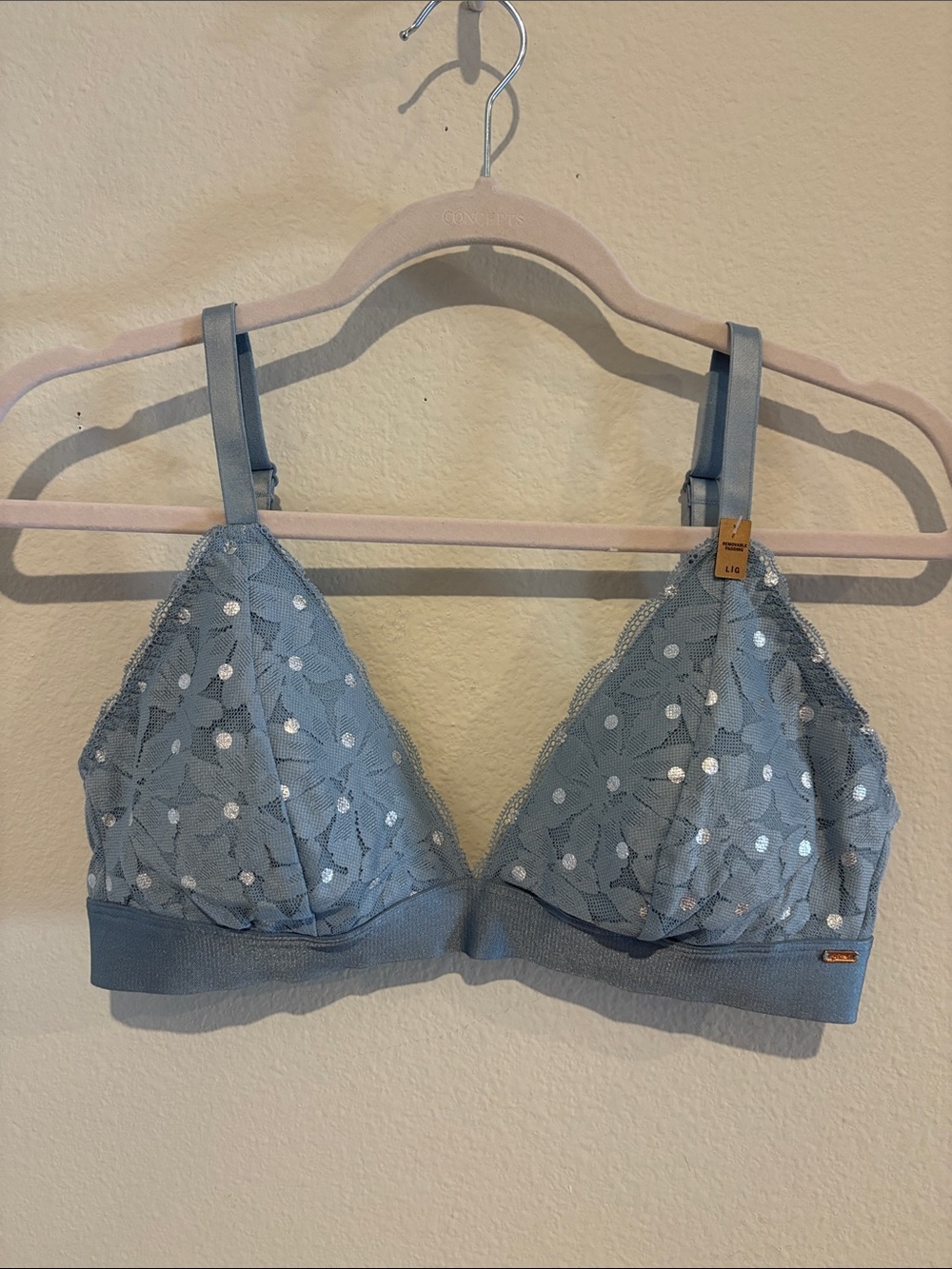 Victoria's Secret Bralette w/o underwire.  NWT 

Style# 282333-Q9X